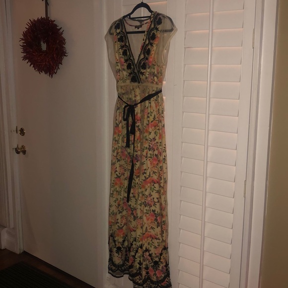 Anthropologie Dresses & Skirts - Anthropologie lace/beaded dress